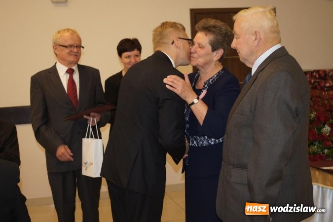 Zdjęcie w galerii na portalu naszwodzislaw.com: 24 pary małżeńskie z Mszany świętowały Złote i Diamentowe Gody wiadomości z regionu