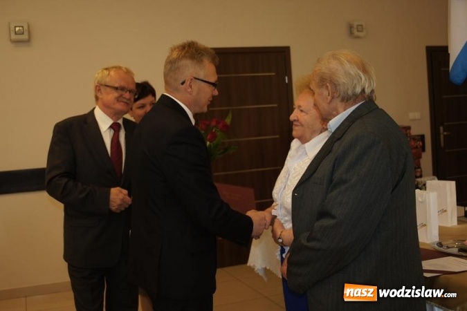 Zdjęcie w galerii na portalu naszwodzislaw.com: 24 pary małżeńskie z Mszany świętowały Złote i Diamentowe Gody wiadomości z regionu