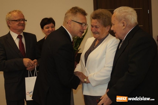 Zdjęcie w galerii na portalu naszwodzislaw.com: 24 pary małżeńskie z Mszany świętowały Złote i Diamentowe Gody wiadomości z regionu