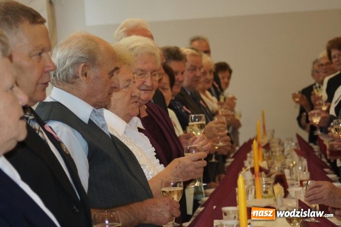 Zdjęcie w galerii na portalu naszwodzislaw.com: 24 pary małżeńskie z Mszany świętowały Złote i Diamentowe Gody wiadomości z regionu