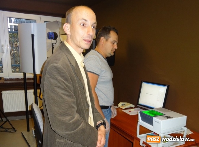 Zdjęcie w galerii na portalu naszwodzislaw.com: Chciał zostać policjantem. Marzenie pomogli spełnić wodzisławscy mundurowi  wiadomości z regionu