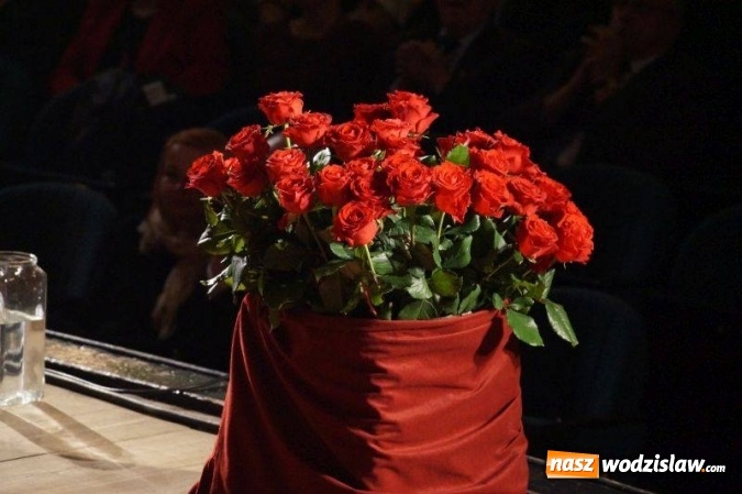 Zdjęcie w galerii na portalu naszwodzislaw.com: Miejskie obchody Dnia Edukacji Narodowej wiadomości z regionu