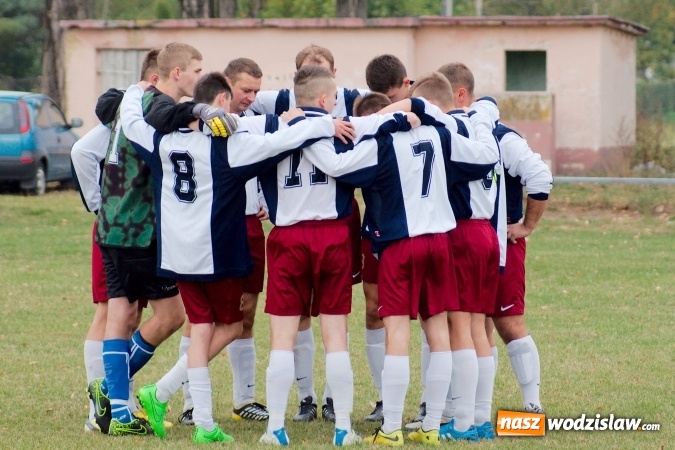 Zdjęcie w galerii na portalu naszwodzislaw.com: B klasa: Rezerwy Unii Turza z kompletem punktów wiadomości z regionu