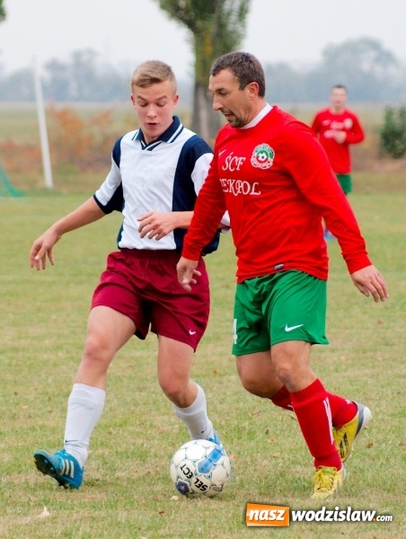 Zdjęcie w galerii na portalu naszwodzislaw.com: B klasa: Rezerwy Unii Turza z kompletem punktów wiadomości z regionu