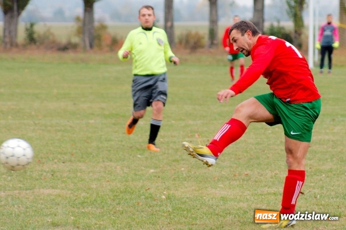 Zdjęcie w galerii na portalu naszwodzislaw.com: B klasa: Rezerwy Unii Turza z kompletem punktów wiadomości z regionu