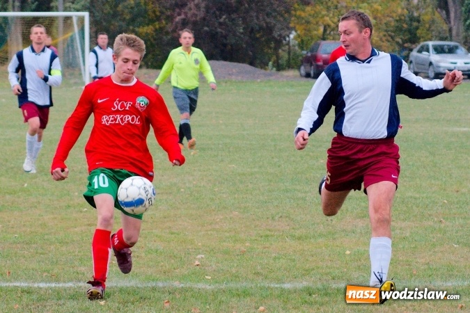 Zdjęcie w galerii na portalu naszwodzislaw.com: B klasa: Rezerwy Unii Turza z kompletem punktów wiadomości z regionu