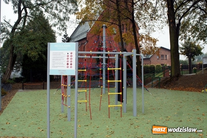 Zdjęcie w galerii na portalu naszwodzislaw.com: Nowoczesne linarium zamiast starej piaskownicy przy Ośrodku Kultury w Mszanie  wiadomości z regionu