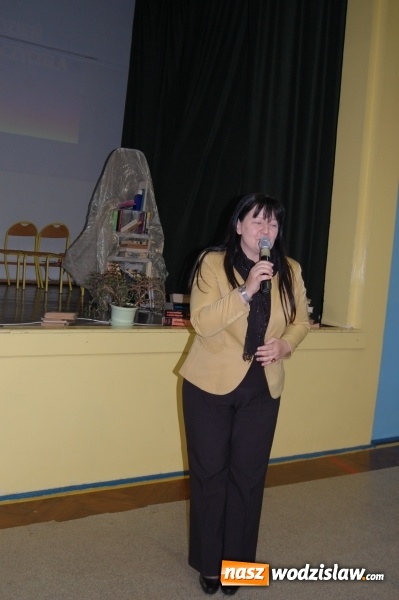 Zdjęcie w galerii na portalu naszwodzislaw.com: W Zespole Szkół Ponadgimnazjalnych w Pszowie świętowali Dzień Edukacji Narodowej wiadomości z regionu