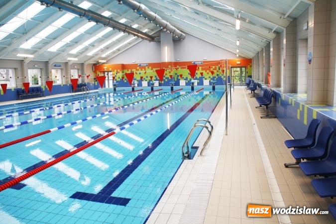 Zdjęcie w galerii na portalu naszwodzislaw.com: Wodzisławski basen zn&oacute;w otwarty! wiadomości z regionu