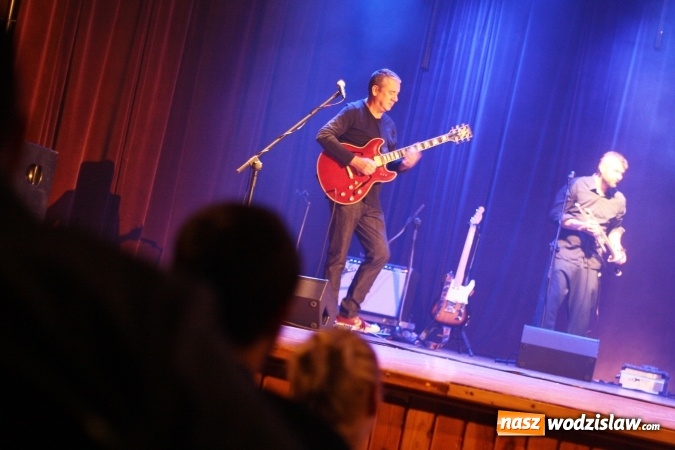 Zdjęcie w galerii na portalu naszwodzislaw.com: Zesp&oacute;ł Raz, Dwa, Trzy świętował w Wodzisławiu sw&oacute;j jubileusz wiadomości z regionu