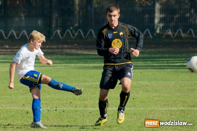 Zdjęcie w galerii na portalu naszwodzislaw.com: III liga juniorów. Naprzód nie sprostał Ikarowi wiadomości z regionu