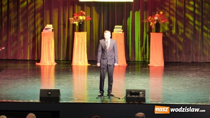 Zdjęcie w galerii na portalu naszwodzislaw.com: Miejskie obchody Dnia Edukacji Narodowej w Rydułtowskim Centrum Kultury 