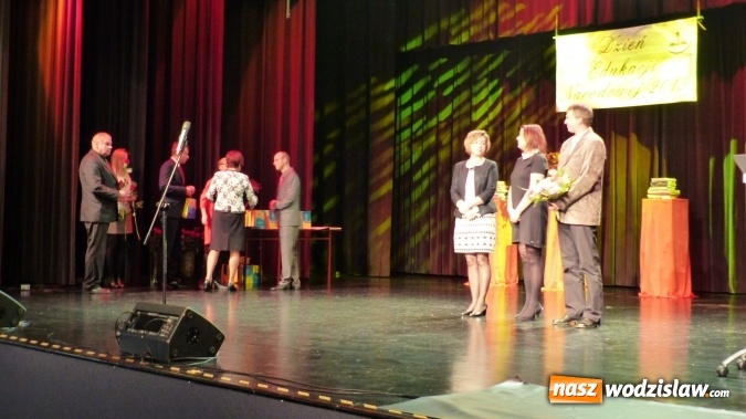 Zdjęcie w galerii na portalu naszwodzislaw.com: Miejskie obchody Dnia Edukacji Narodowej w Rydułtowskim Centrum Kultury 