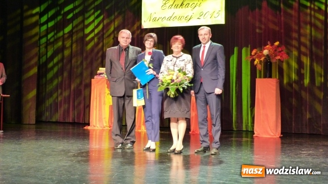 Zdjęcie w galerii na portalu naszwodzislaw.com: Miejskie obchody Dnia Edukacji Narodowej w Rydułtowskim Centrum Kultury 