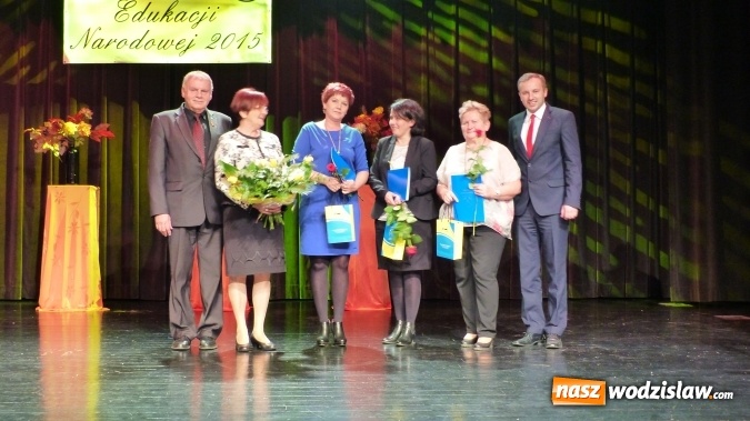 Zdjęcie w galerii na portalu naszwodzislaw.com: Miejskie obchody Dnia Edukacji Narodowej w Rydułtowskim Centrum Kultury 