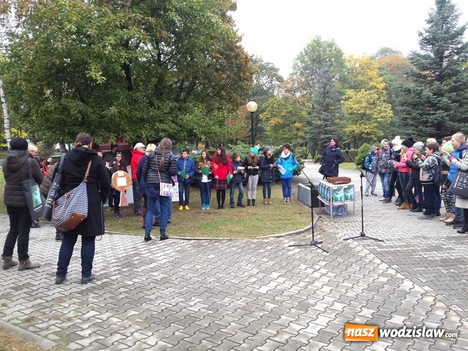 Zdjęcie w galerii na portalu naszwodzislaw.com: Święto Drzewa w Katowicach wiadomości z regionu