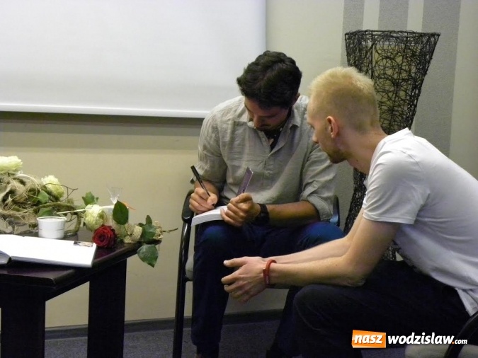 Zdjęcie w galerii na portalu naszwodzislaw.com: Tomek Michniewicz spotkał się z wodzisławianami wiadomości z regionu