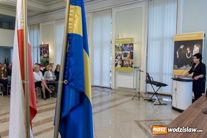 Zdjęcie w galerii na portalu naszwodzislaw.com: Przyznano pieniądze dla najzdolniejszych  wiadomości z regionu