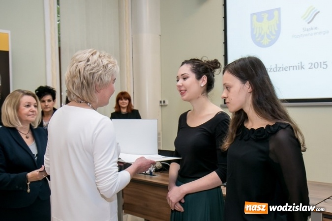 Zdjęcie w galerii na portalu naszwodzislaw.com: Przyznano pieniądze dla najzdolniejszych  wiadomości z regionu