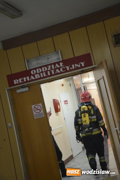Zdjęcie w galerii na portalu naszwodzislaw.com: Ewakuowano dzisiaj pacjentów z wodzisławskiego szpitala  wiadomości z regionu