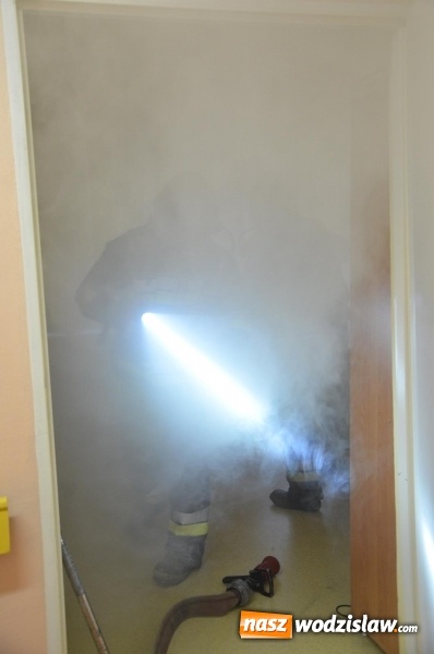 Zdjęcie w galerii na portalu naszwodzislaw.com: Ewakuowano dzisiaj pacjentów z wodzisławskiego szpitala  wiadomości z regionu