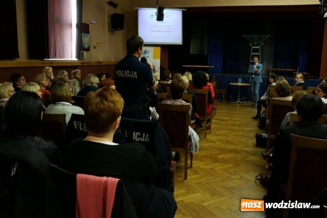 Zdjęcie w galerii na portalu naszwodzislaw.com: Rozmawiali o dopalaczach  wiadomości z regionu