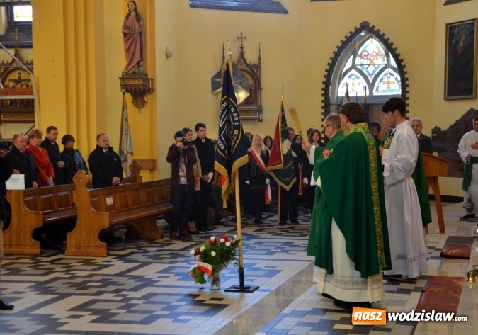 Zdjęcie w galerii na portalu naszwodzislaw.com: Logistycy wojskowi z ZSP nr 2 w Rydułtowach składali uroczyste ślubowanie wiadomości z regionu