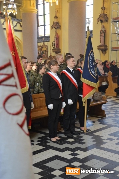 Zdjęcie w galerii na portalu naszwodzislaw.com: Logistycy wojskowi z ZSP nr 2 w Rydułtowach składali uroczyste ślubowanie wiadomości z regionu