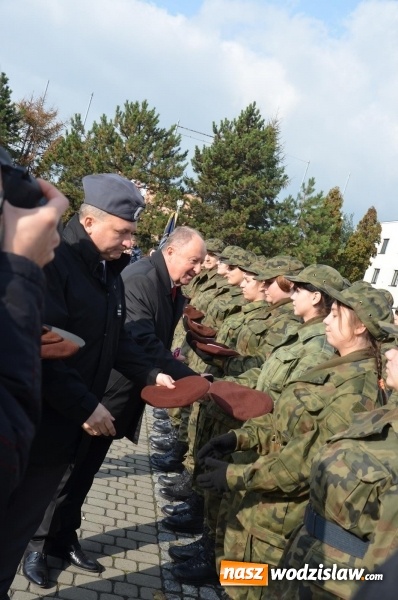 Zdjęcie w galerii na portalu naszwodzislaw.com: Logistycy wojskowi z ZSP nr 2 w Rydułtowach składali uroczyste ślubowanie wiadomości z regionu