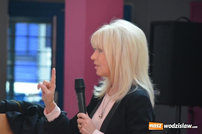 Zdjęcie w galerii na portalu naszwodzislaw.com: Anna Maria Wesołowska odwiedziła G2 wiadomości z regionu
