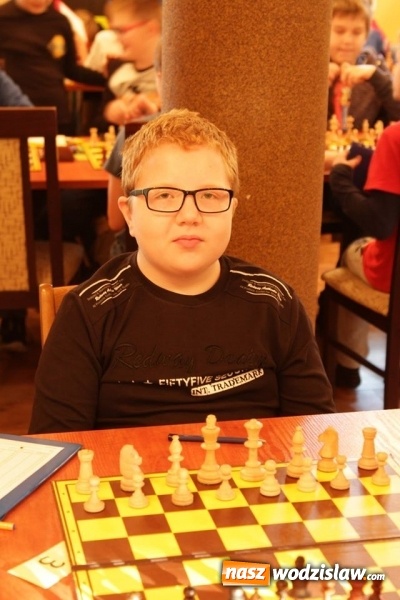 Zdjęcie w galerii na portalu naszwodzislaw.com: Bartosz Panek i Adam Radecki bezkonkurencyjni na Międzywojewódzkich Mistrzostwach Juniorów w Szachach  wiadomości z regionu
