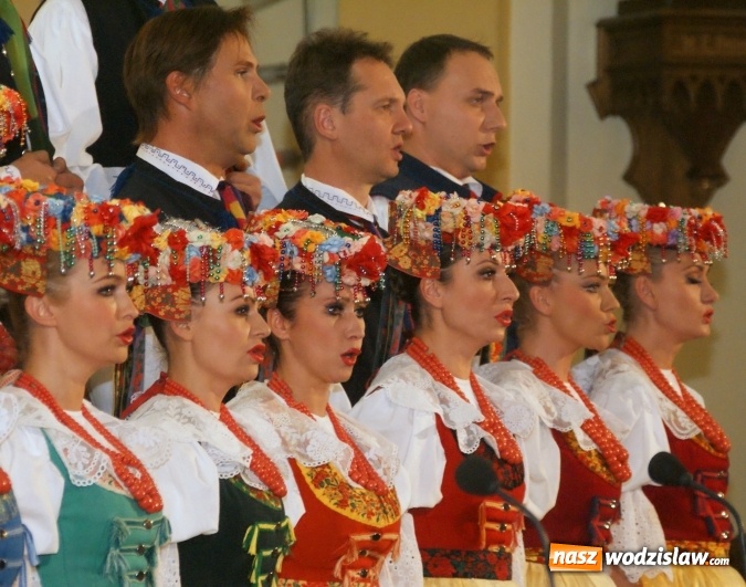 Zdjęcie w galerii na portalu naszwodzislaw.com: Zesp&oacute;ł Pieśni i Tańca 