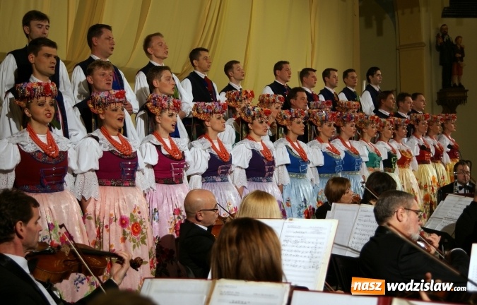 Zdjęcie w galerii na portalu naszwodzislaw.com: Zesp&oacute;ł Pieśni i Tańca 