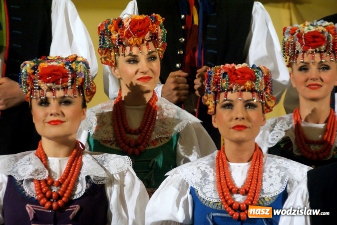 Zdjęcie w galerii na portalu naszwodzislaw.com: Zesp&oacute;ł Pieśni i Tańca 