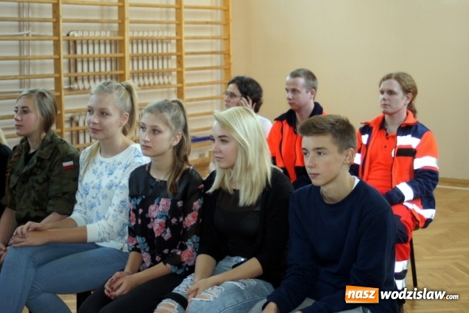 Zdjęcie w galerii na portalu naszwodzislaw.com: Pierwsza Pomoc na Szóstkę - podsumowanie projektu w Gogołowej  wiadomości z regionu