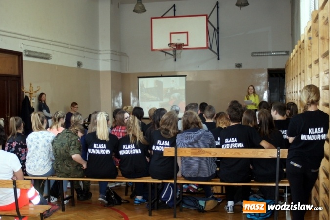 Zdjęcie w galerii na portalu naszwodzislaw.com: Pierwsza Pomoc na Szóstkę - podsumowanie projektu w Gogołowej  wiadomości z regionu