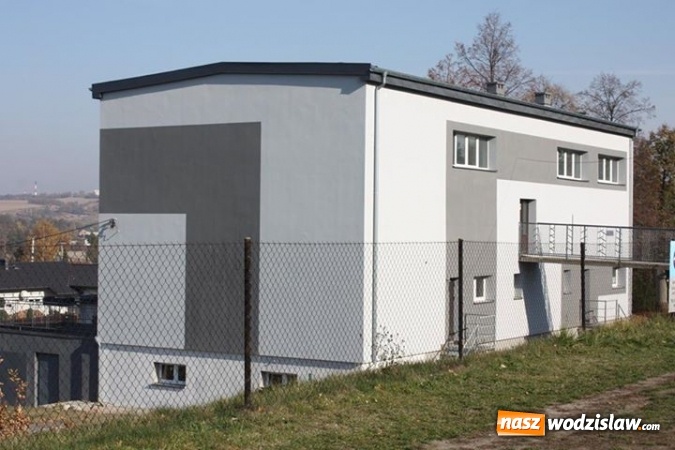 Zdjęcie w galerii na portalu naszwodzislaw.com: Budynek LKS Naprzód Zawada doczekał się termomodernizacji wiadomości z regionu