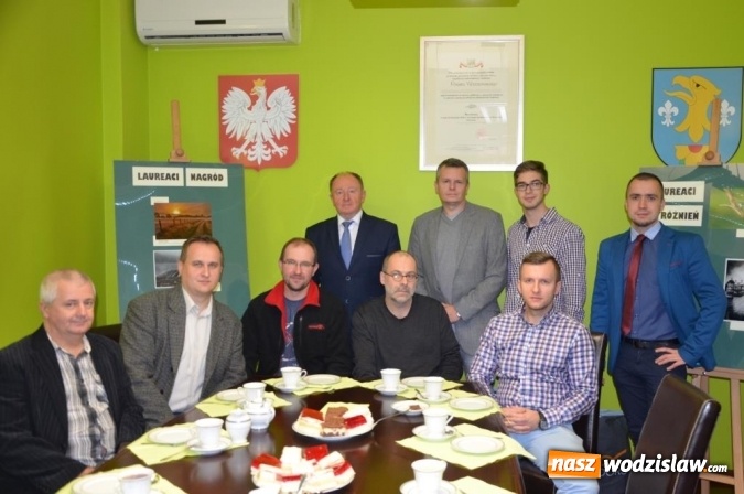 Zdjęcie w galerii na portalu naszwodzislaw.com: Pasjonaci fotografii odebrali nagrody  wiadomości z regionu