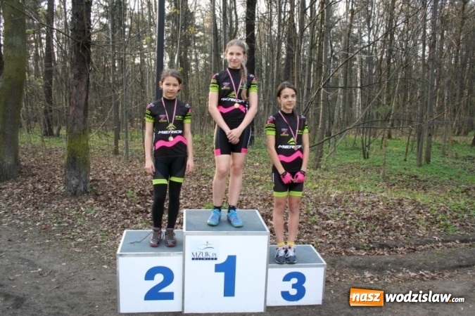 Zdjęcie w galerii na portalu naszwodzislaw.com: Sezon sukcesów Cykloklasy Merida  wiadomości z regionu