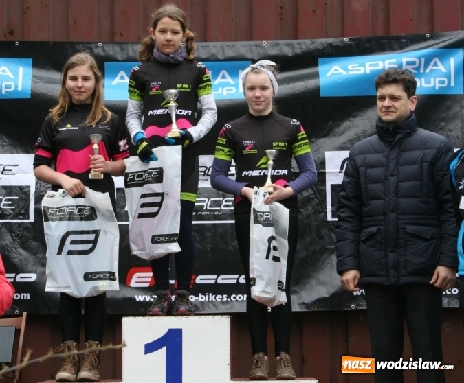 Zdjęcie w galerii na portalu naszwodzislaw.com: Sezon sukcesów Cykloklasy Merida  wiadomości z regionu