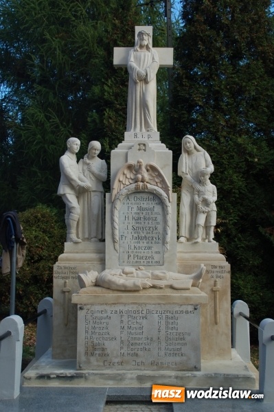 Zdjęcie w galerii na portalu naszwodzislaw.com: Pomnik Powstańców Śląskich już gotowy wiadomości z regionu