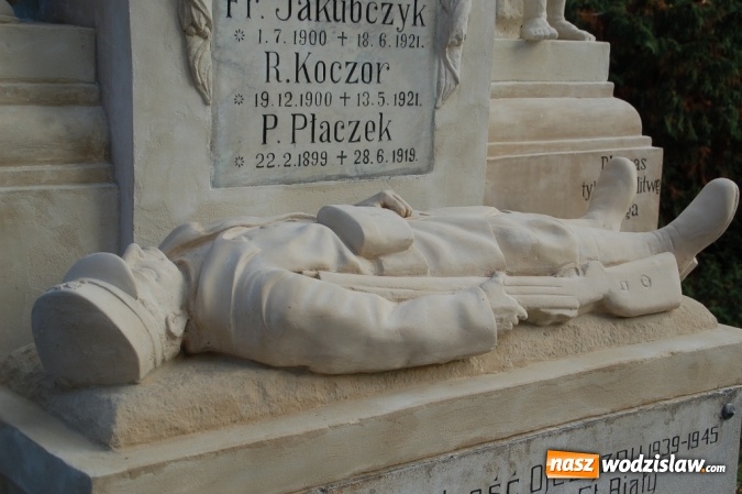 Zdjęcie w galerii na portalu naszwodzislaw.com: Pomnik Powstańców Śląskich już gotowy wiadomości z regionu