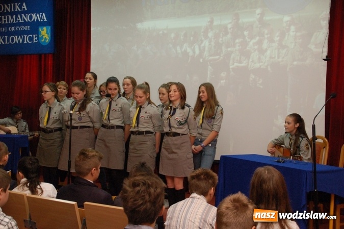 Zdjęcie w galerii na portalu naszwodzislaw.com: W marklowickim gimnazjum obchodzono 