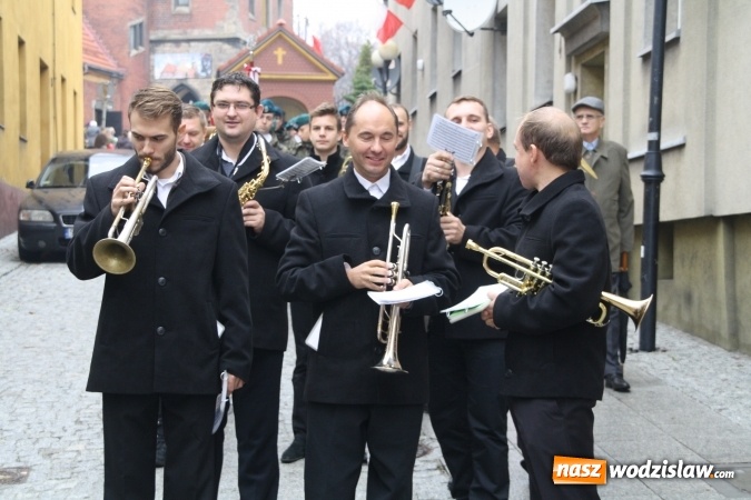 Zdjęcie w galerii na portalu naszwodzislaw.com: Wodzisław obchodzi Święto Niepodległości wiadomości z regionu