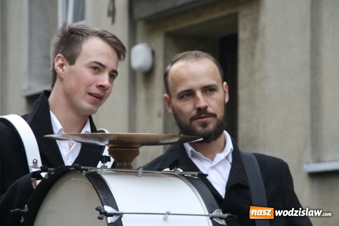 Zdjęcie w galerii na portalu naszwodzislaw.com: Wodzisław obchodzi Święto Niepodległości wiadomości z regionu