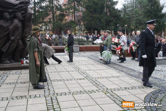 Zdjęcie w galerii na portalu naszwodzislaw.com: Wodzisław obchodzi Święto Niepodległości wiadomości z regionu