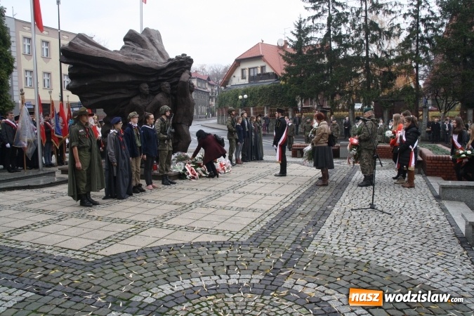 Zdjęcie w galerii na portalu naszwodzislaw.com: Wodzisław obchodzi Święto Niepodległości wiadomości z regionu
