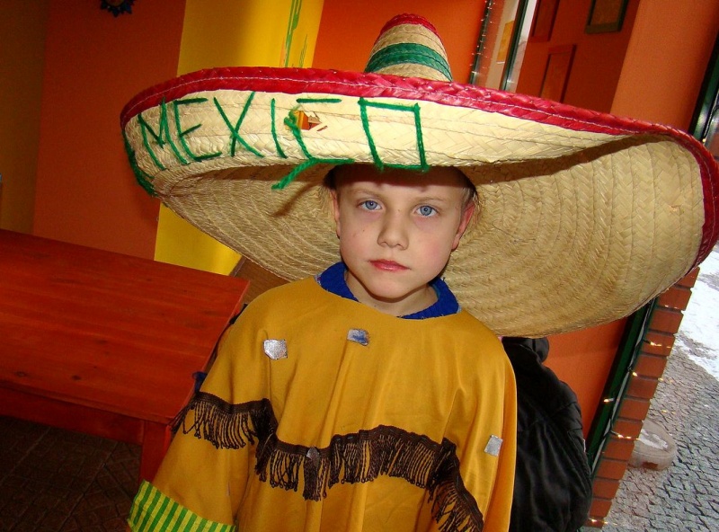 Zdjęcie w galerii na portalu naszwodzislaw.com: Bal Meksykanów w La Haciendzie wiadomości z regionu