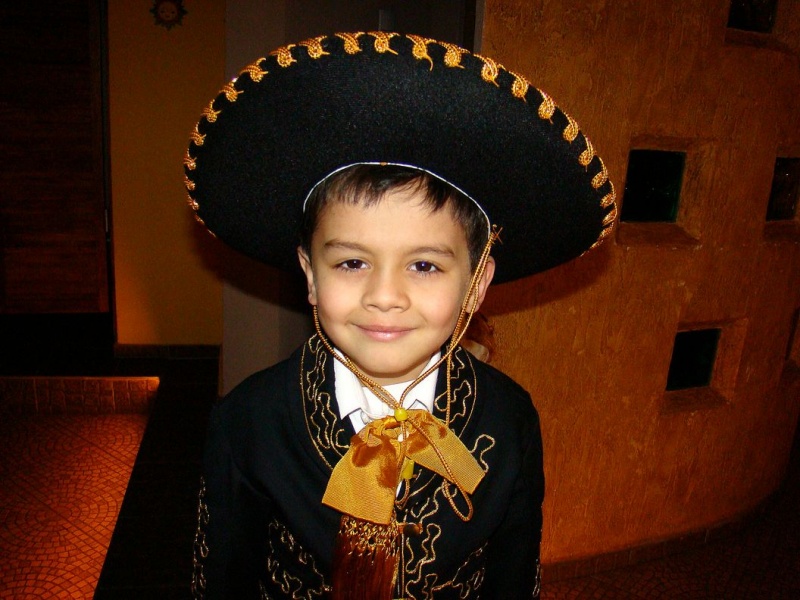 Zdjęcie w galerii na portalu naszwodzislaw.com: Bal Meksykanów w La Haciendzie wiadomości z regionu