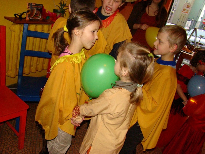 Zdjęcie w galerii na portalu naszwodzislaw.com: Bal Meksykanów w La Haciendzie wiadomości z regionu